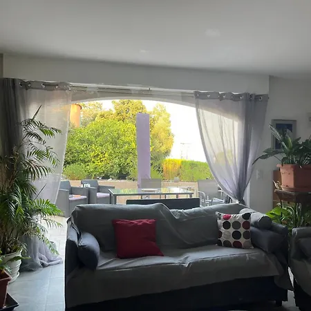 Magnifique Logement Proche Mer, Commerces, Cannes, Antibes 6P