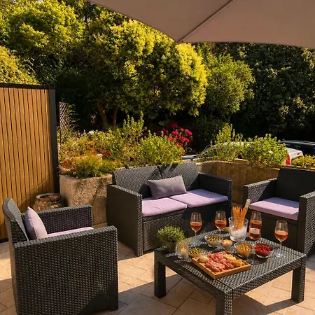 Magnifique Logement Proche Mer, Commerces, Cannes, Antibes 6P Apartment