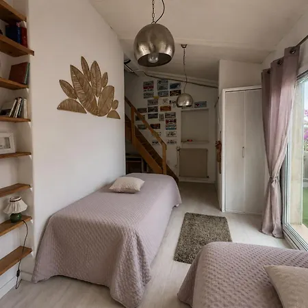 Magnifique Logement Proche Mer, Commerces, Cannes, Antibes 6P Apartment