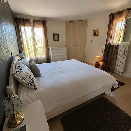 Apartment Magnifique Logement Proche Mer, Commerces, Cannes, Antibes 6P *
