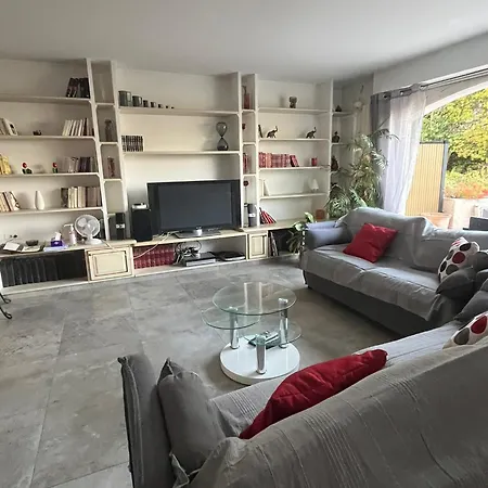 Magnifique Logement Proche Mer, Commerces, Cannes, Antibes 6P Apartment