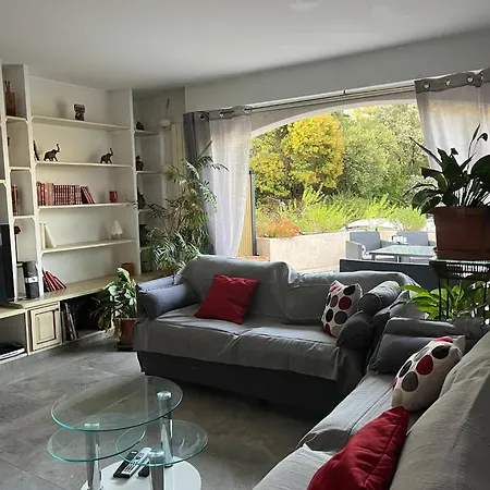 Magnifique Logement Proche Mer, Commerces, Cannes, Antibes 6P Apartment